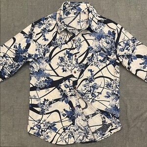 elegant Blue and White Floral linen button up Blouse Medium 26/156